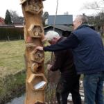 plaatsing totem bij Stadslandbouw